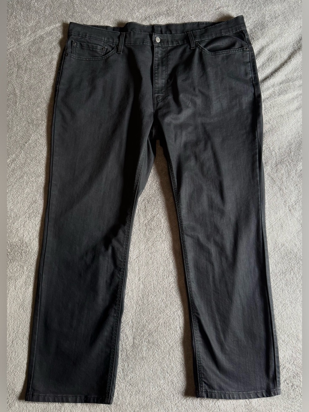 Levi's Men's Men's 541 Athletic Fit Stretch Jeans (Gray - 44x32)